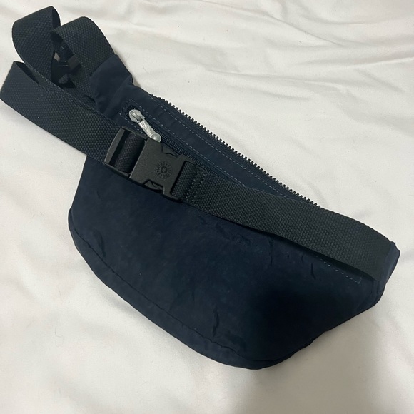 Kipling Waist Pack - Picture 2 of 7